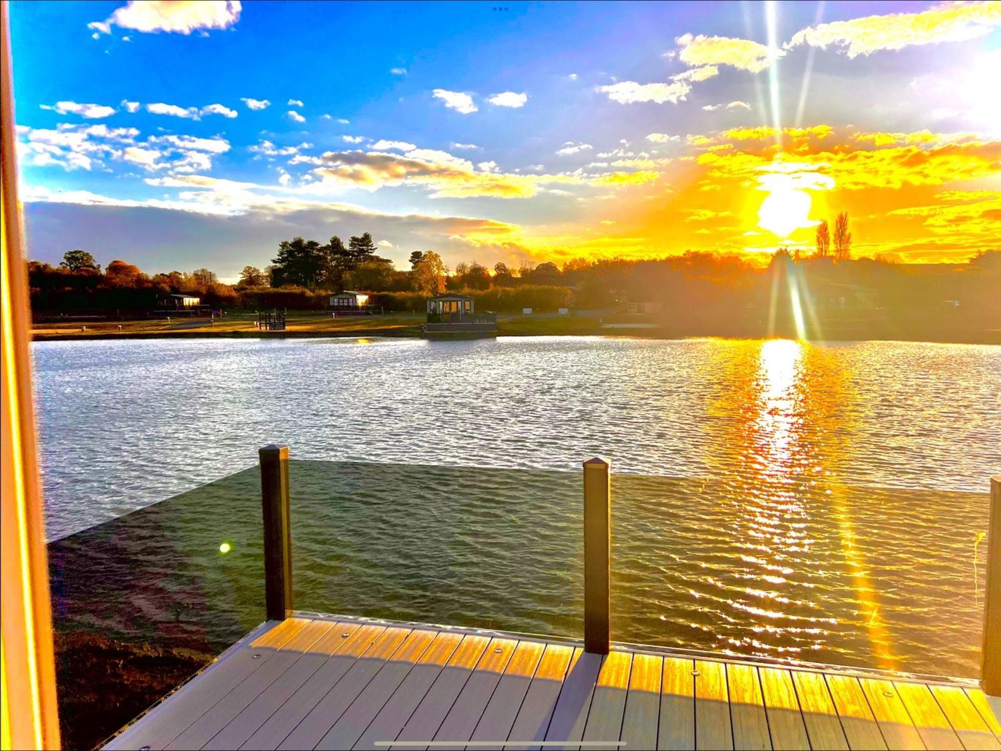 Brackenborough Lakes Resort Louth  Exterior photo